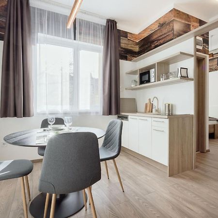 Elemental Retreats - Wood & Water Studios Budapest Luaran gambar