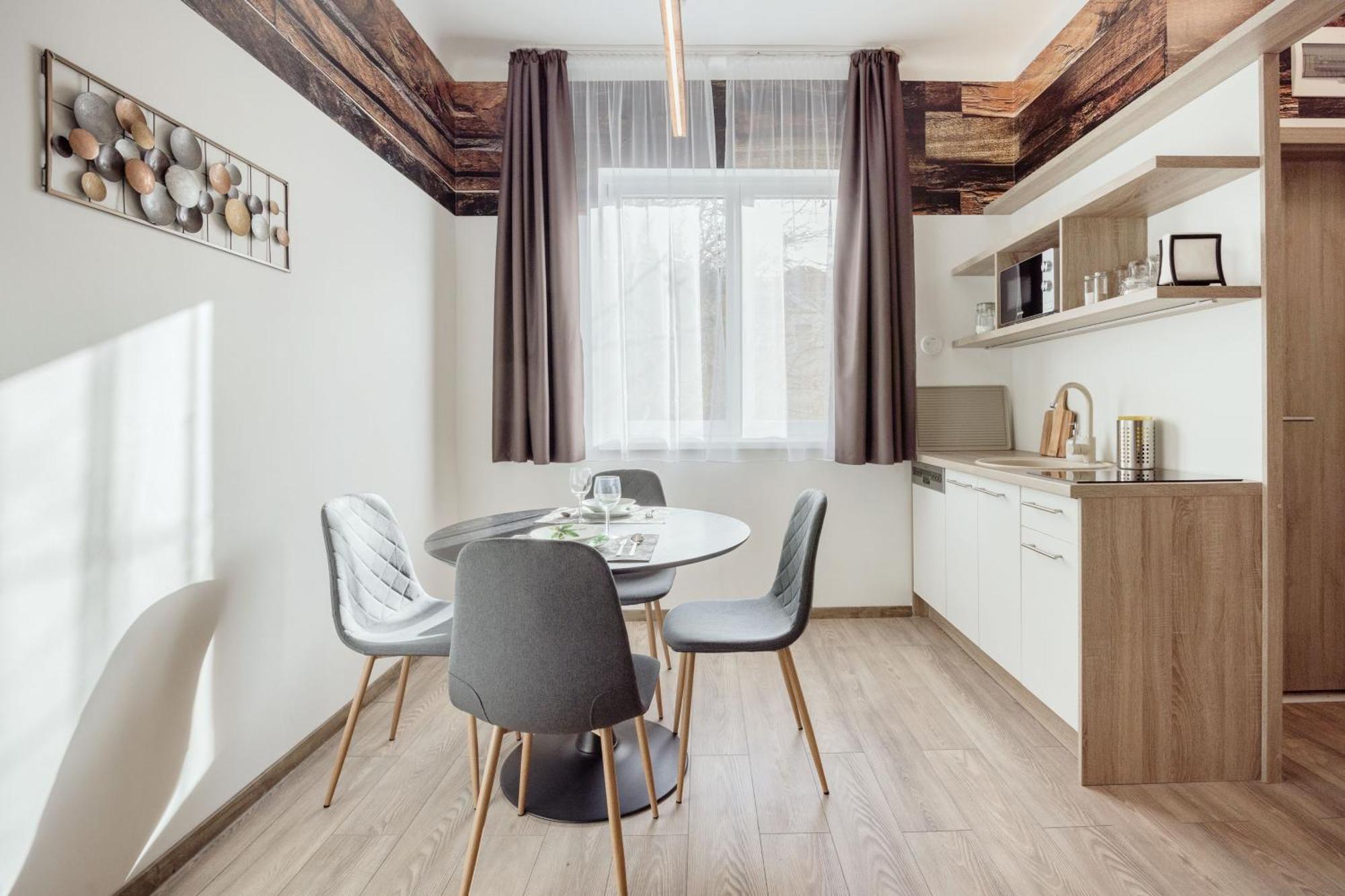 Elemental Retreats - Wood & Water Studios Budapest Luaran gambar