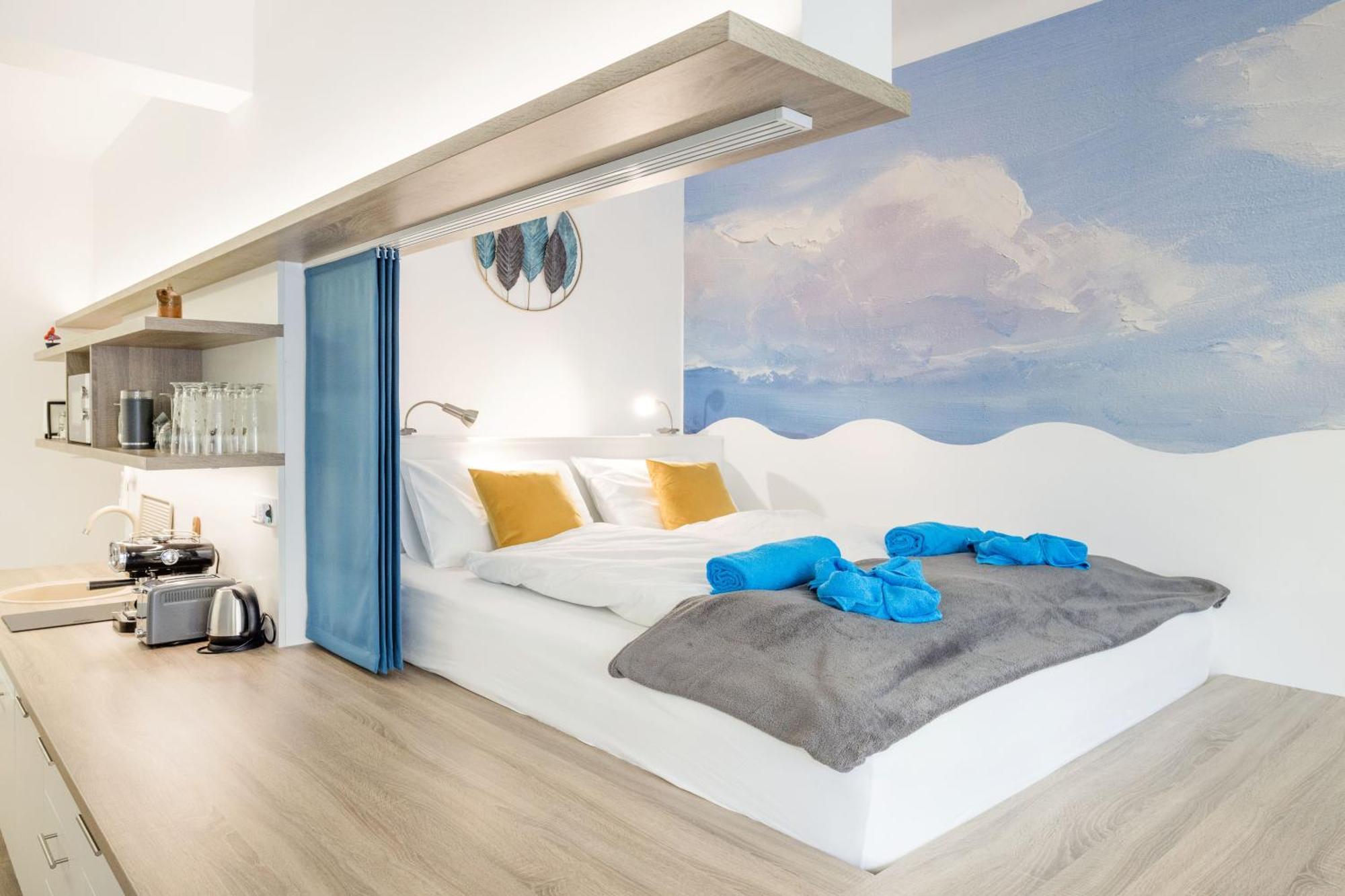 Elemental Retreats - Wood & Water Studios Budapest Luaran gambar