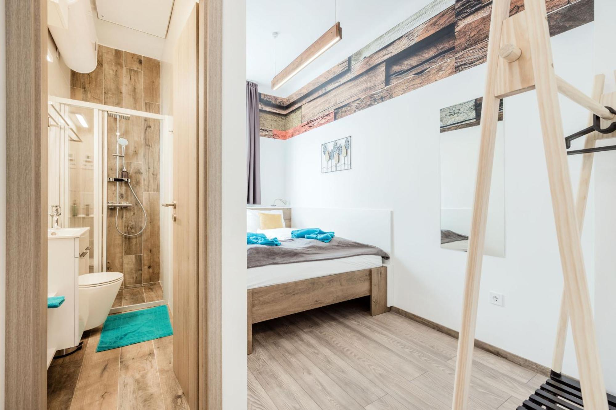 Elemental Retreats - Wood & Water Studios Budapest Luaran gambar