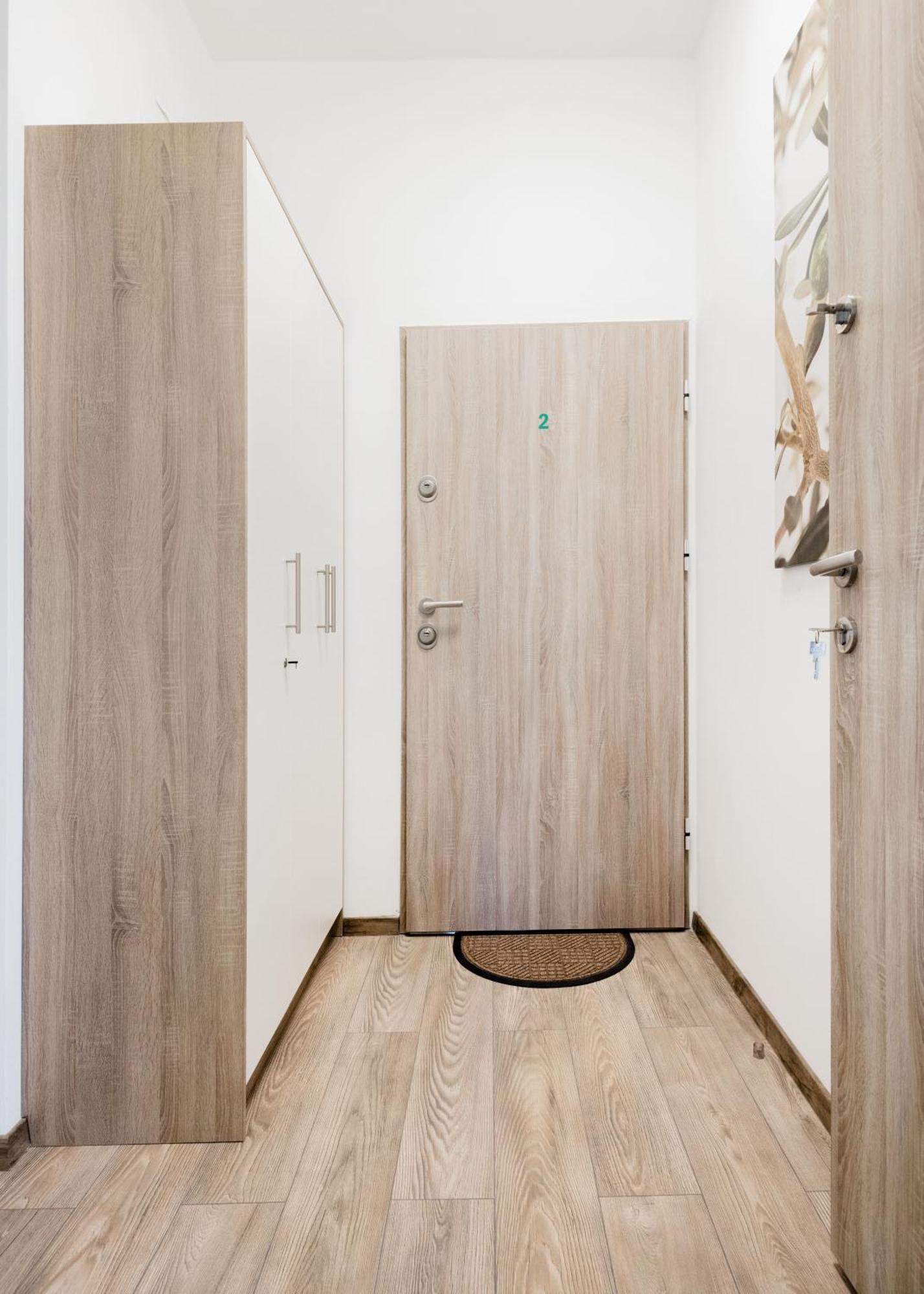 Elemental Retreats - Wood & Water Studios Budapest Luaran gambar